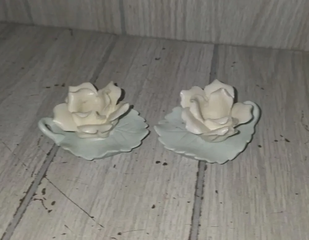 Vintage Mini Rose leaf Candle Holders Ardalt Japan Set Of 2 Heritage Victorian